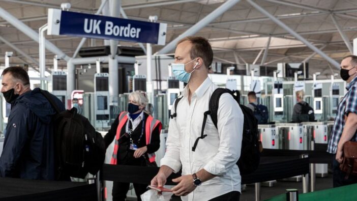 A brit kormány több ezer fontot kínál az EU állampolgároknak, hogy költözzenek haza 3