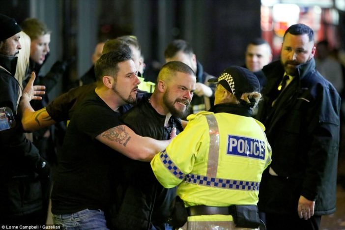 A 2018-as angliai szilveszter képekben