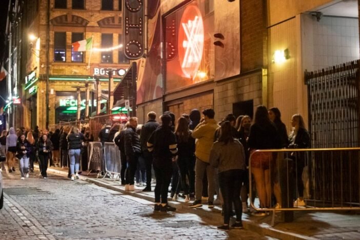 Koronavírus UK: friss hírek, infók, történések az elmúlt 24 óra eseményeiből