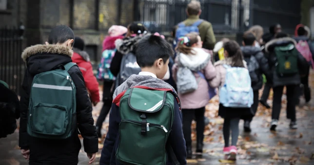 200 ezer gyerek kerülhet mélyszegénységbe Angliában, ha a kormány nem emeli a támogatásokat 3