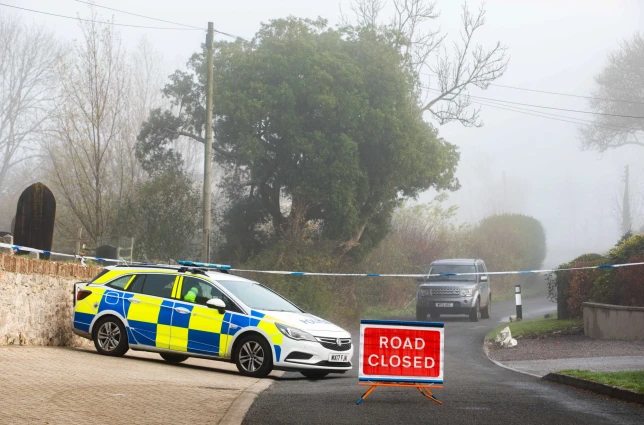 Rendőrök lőttek le egy férfit Angliában, kritikus az állapota 3