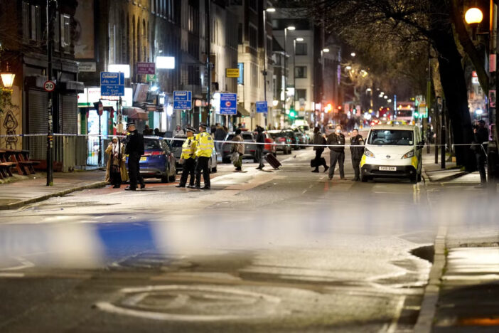 Súlyos lövöldözés London belvárosában: egy 7 éves kislány az életéért küzd és 5 másik ember is megsérült 3