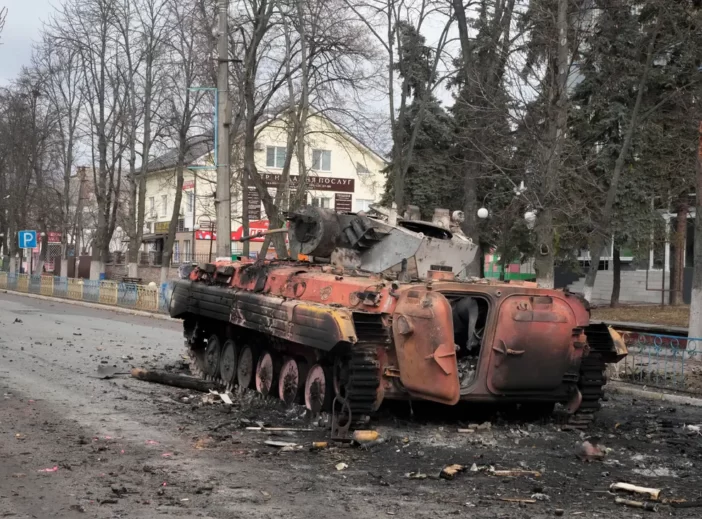 Saját parancsnokukon tankkal hajtottak át orosz katonák, az ukrán elnök pedig Orbán Viktorhoz szólt (friss fejlemények a háború kapcsán) 3