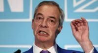 Nigel Farage azonnali előrehozott választást követel: „Andy Burnhamnak nincs felhatalmazása”