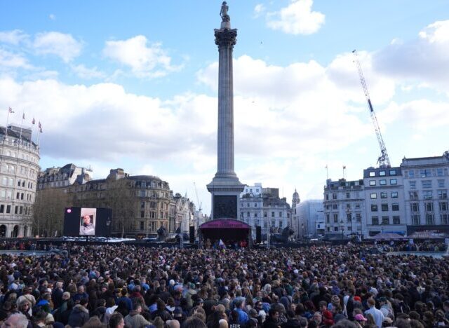 Félmillió ember vonult London utcáira: rekordméretű tüntetés a szélsőjobb ellen