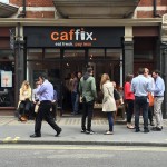 Kávézó Londonban, ahol minden £1