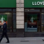 A Lloyds Bank mától új 300 fontos szabályt vezet be Nagy-Britanniában