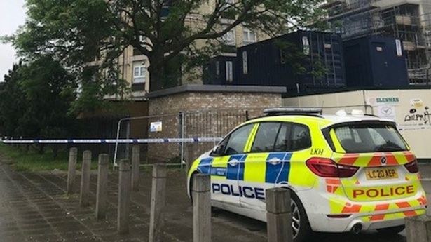 50 méter magasból, egy panelházból zuhant ki egy 6 éves kisfiú Londonban 4