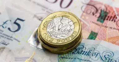 Ingyen £420 több mint egymillió Universal Credit-ben részesülő brit háztartásnak – Életbe lépett a DWP új szabályozása