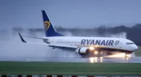 Vészhelyzet a levegőben: több utas megsérült, a Ryanair angliai járatának vissza kellett fordulnia Vészhelyzet a levegőben: több utas megsérült, a Ryanair angliai járatának vissza kellett fordulnia