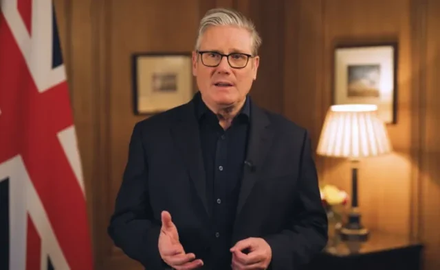 A brit miniszterelnök újévi üzenete és ígérete a 2026-os évre a Nagy-Britanniában élőknek