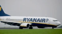Drágulnak a repülőjegyek a Ryanairnél, ami minden utast érinteni fog 2
