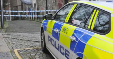 Tinédzser fiút erőszakoltak meg Paisley városközpontjában - a brit rendőrség hajtóvadászatot indított