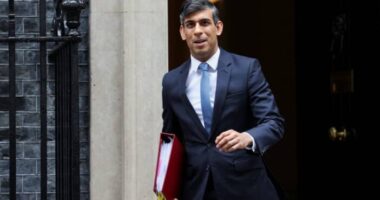 Nagyszerű hír a brit gazdaság helyzetét illetően: 3 éve nem volt ilyen alacsony az árak emelkedésének üteme