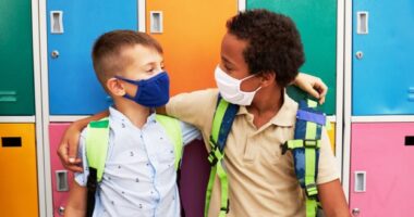 Koronavírus UK: mehet-e a gyerek suliba, ha megfázásos tünetei vannak?