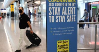 Szuper hír: megkezdődhet a külföldre utazás május 17-től, Boris Johnson megerősítette