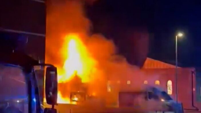 4 mentőautót gyújtottak fel London egyik magyarok által is sűrűn lakott területén