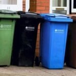 £400-ra büntették meg őket, mert rosszkor vitték ki a kukát