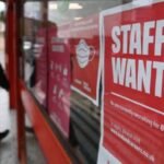 Vagy 1 millió dolgozó hiányozhat Nagy-Britanniában a munkaerőpiacról: hatalmas a munkaerőhiány, de hova lettek ennyien?