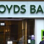 Egyszeri £1000-os összeget kap a Lloyds Banktól 64,000 dolgozója a megélhetési költségek terhének csökkentésére