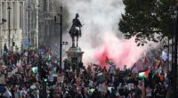 Óriási tömeg, százezren tüntettek London utcáin a palesztinok mellett az Izrael – Hamász harcok közepette 2