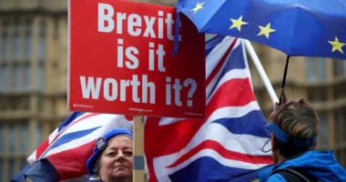 Kiderült, mennyivel járnak rosszabbul a Nagy-Britanniában élők a Brexit miatt - a helyzet súlyosabb, mint korábban hitték