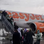 Meghalt egy férfi az easyJet egyik Londonba tartó járatán