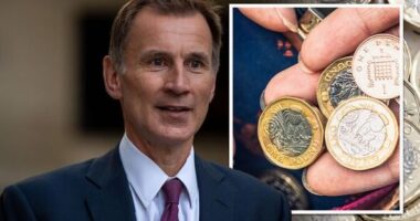 "Borzasztó nehéz döntéseket kell meghoznunk" - a brit pénzügyminiszter nyilatkozott