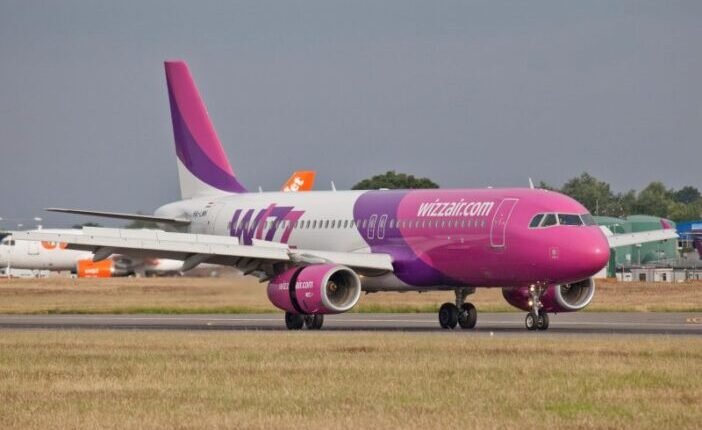 Kényszerleszállást hajtott végre a Wizz Air londoni járata, miután a pilótafülke elkezdett megtelni füsttel