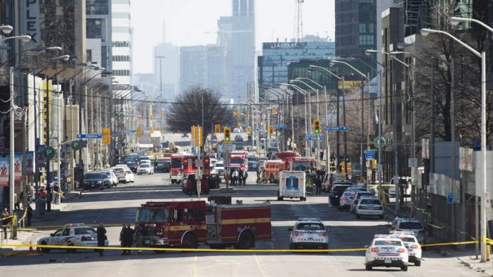 Újabb furgon hajtott gyalogosok közé: eddig 10 halott 16 sérült 6