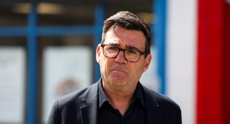 Andy Burnhamet az EU-val való együttműködésre szólítják fel: új terv a kis csónakos átkelések megfékezésére