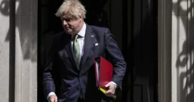 Rengeteg embert feldühített a Lockdown buli botrány legújabb, Boris Johnsonnal kapcsolatos fejleménye