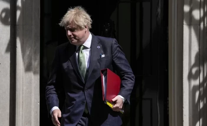 Rengeteg embert feldühített a Lockdown buli botrány legújabb, Boris Johnsonnal kapcsolatos fejleménye 7