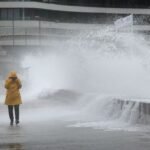 Hatalmas mennyiségű esőt és rendkívül erős széllökéseket hozhat Nagy-Britanniába a Kirk hurrikán – Met Office figyelmeztetés