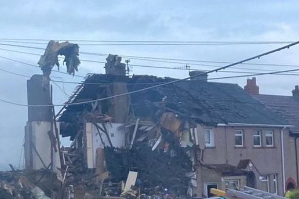 Hatalmas gázrobbanás rombolt porig 3 otthont Angliában 4