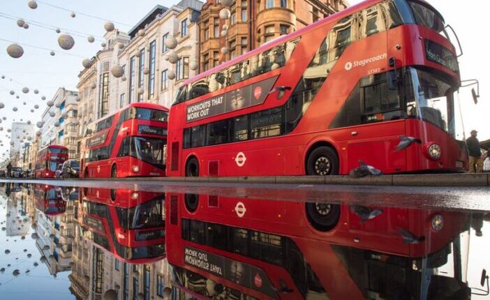 Miért pirosak a híres londoni emeletes buszok? 1
