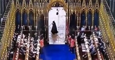 Kiderült, hogy ki volt a „kaszás halál” Károly király koronázási ünnepségén