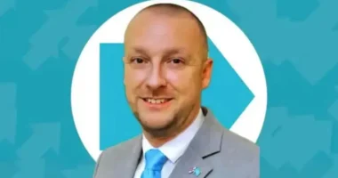Hatalmas botrány: meleg pornófilmekben szerepelt az egyik frissen megválasztott Reform UK képviselő