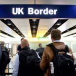 Több százezer EU állampolgár lépett le Nagy-Britanniából az elmúlt 2 évben: a brit statisztikai hivatal adatai és becslései
