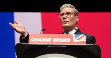 Káosz, összeomlás szélén a brit kormány: már 81 képviselő lázadt fel Starmer ellen, hatalmas bejelentés jöhet már ma