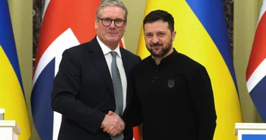 Az Egyesült Királyság tárgyalásokba kezd az EU-val az Ukrajnának szánt gigahitelről