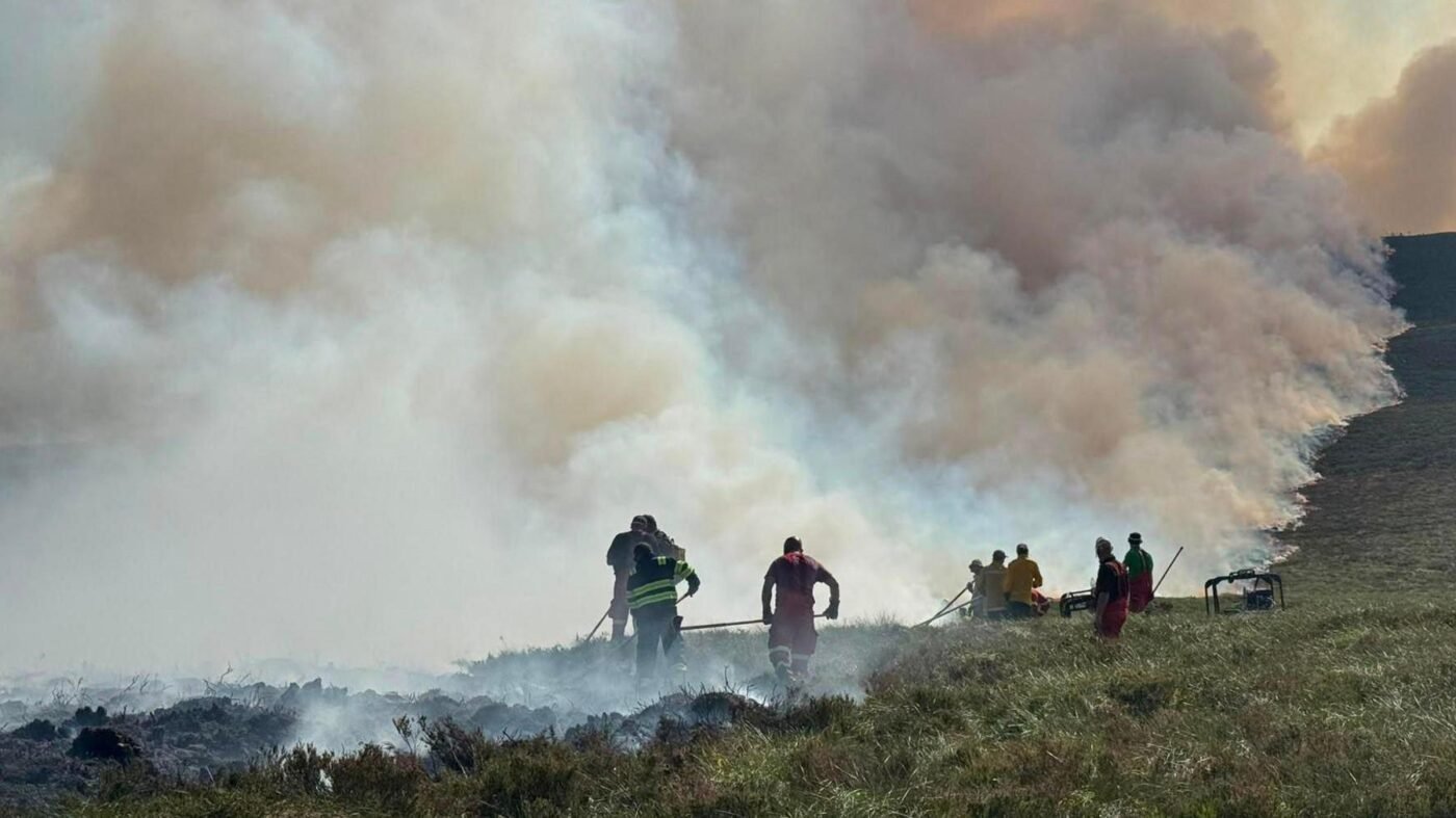 Hatalmas terület lángokban Nagy-Britanniában: drámai képek a Cairngorms Nemzeti Parkból Hatalmas terület lángokban Nagy-Britanniában: drámai képek a Cairngorms Nemzeti Parkból