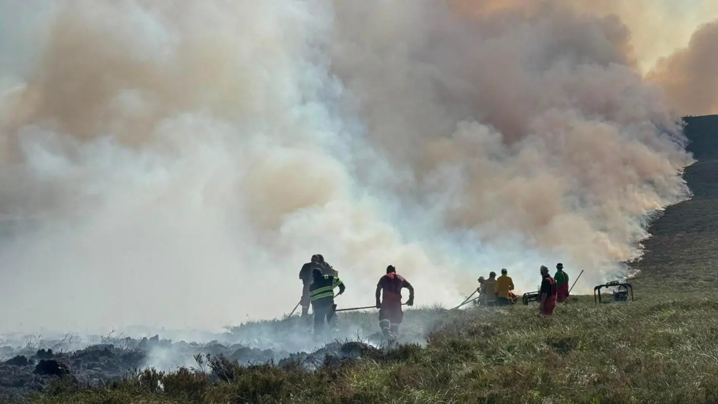 Hatalmas terület lángokban Nagy-Britanniában: drámai képek a Cairngorms Nemzeti Parkból Hatalmas terület lángokban Nagy-Britanniában: drámai képek a Cairngorms Nemzeti Parkból