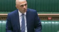 Az új brit egészségügyi miniszter első bejelentése a korlátozások kapcsán