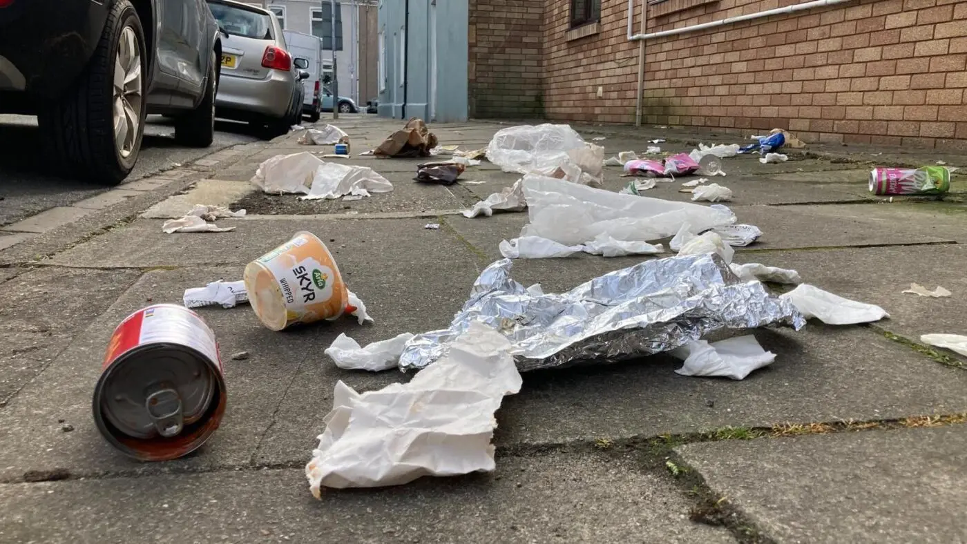 Brutálisan megnő a szemetelésért kiszabható büntetés Nagy-Britanniában: 750 - 5000 fontos bírságok fognak repkedni
