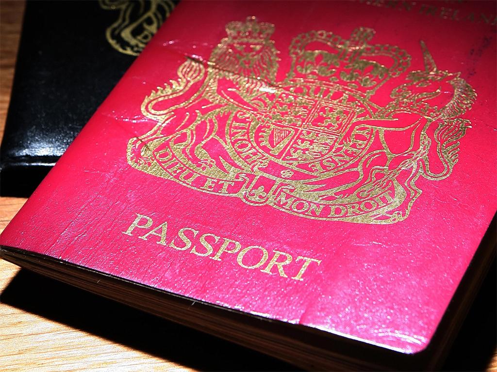 Rohamosan nő az állandó tartózkodási engedélyt megkérő EU-s polgárok száma Angliában 2
