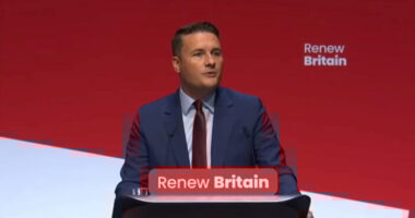 Végre kimondják és beismerik: a brit kormány szerint a Brexit is felelős a gazdasági válságért