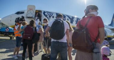 Hasznos infók az angliai és magyar repterekről, azoknak, akik utazni akarnak, azoktól, akik mostanában utaztak