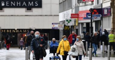 25,000 újabb munkahely veszélyben Nagy-Britanniában: összeomlás szélén több üzletlánc