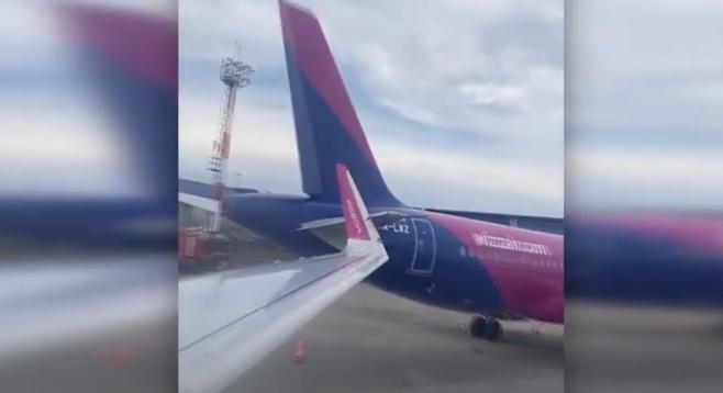 Egymásnak ment a Wizz Air két gépe a repülőtéren felszállás előtt 5